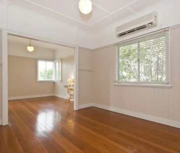 66 Abbotsleigh Street, - Photo 2