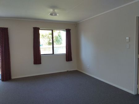 Cosy 3BR Home in Pukete - Photo 5