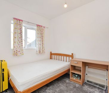 3 bedroom house share to rent - Photo 4