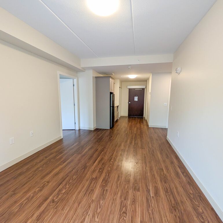 1128 Vansickle Rd N, St. Catharines - Apartment in Christian retirement community - Photo 1