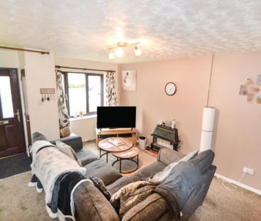 2 bedroom terraced house to rent - Photo 4