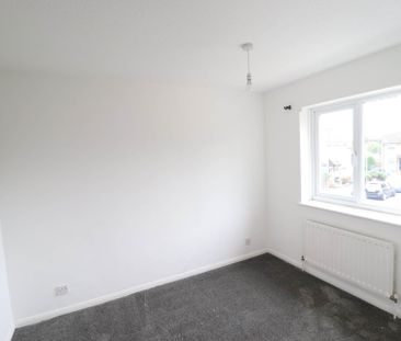 Redhouse Close, High Wycombe - Photo 2