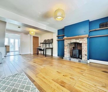 2 bedroom terraced house to rent - Photo 2