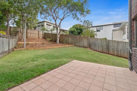 “Renovated multi-level townhouse with city and park views” - Photo 5