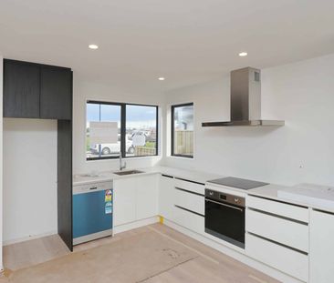 Snap up your own oasis in Pegasus! - Photo 4