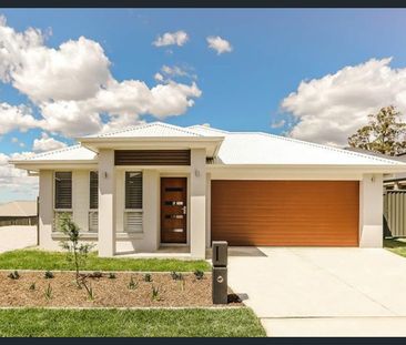 FAMILY HOME IN ARCADIAN HILLS - Photo 6