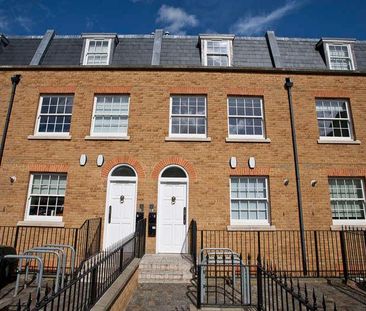Trafalgar Grove, Greenwich, SE10 - Photo 1