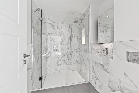 3 bedroom apartment to rent - Photo 4