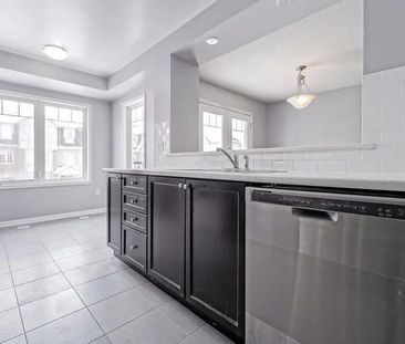 For Lease - 43 Colonel Frank Cheng Crescent, Brampton, Ontario - Photo 5