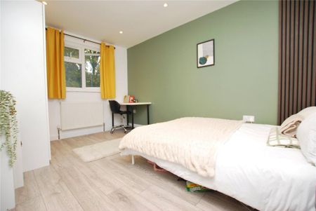 7 bedroom end of terrace house to rent - Photo 3