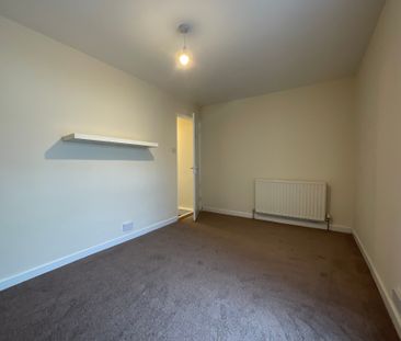 5 Bridge Street, Killyleagh, BT30 9QN - Photo 2