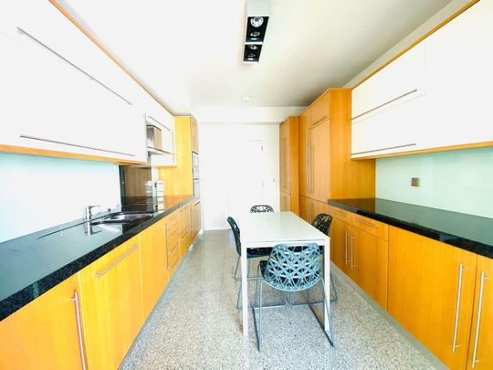 4 room luxury Apartment for rent in Lisbon, Portugal - Photo 1