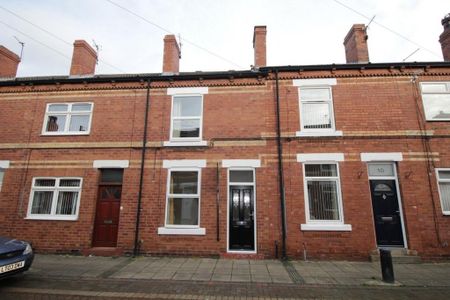 2 bedroom terraced house to rent - Photo 2