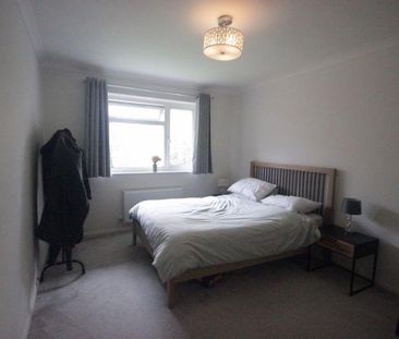1 bedroom property to rent - Photo 2