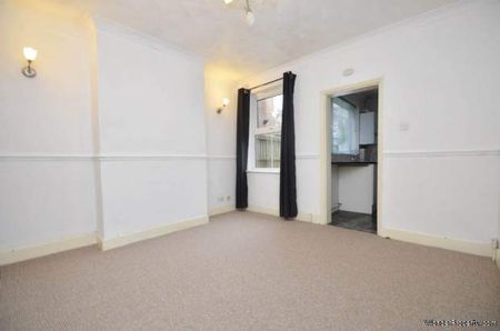 2 bedroom property to rent in Norwich - Photo 2