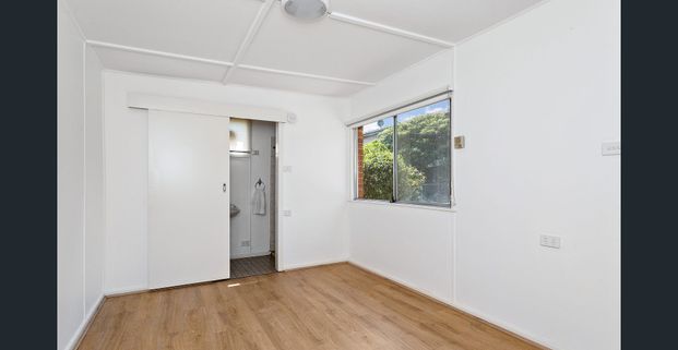 Zoned for Balwyn High School - Photo 1