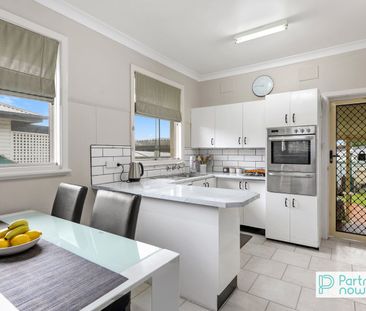 19 Edward Street, TAMWORTH NSW 2340 - Photo 1