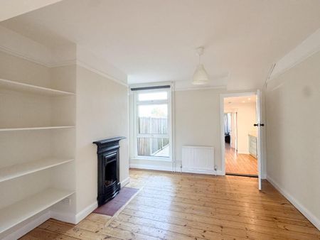 3 bedroom terraced house to rent - Photo 5