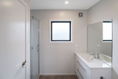 Townhouse Living - Photo 4