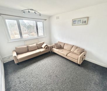 Vale Drive, Southampton - Photo 4