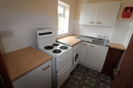 1 bedroom flat to rent - Photo 3