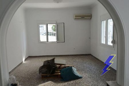 Ενοικίαση κατοικίας, 80 τ.μ., Νίκαια, 450 € - Photo 2