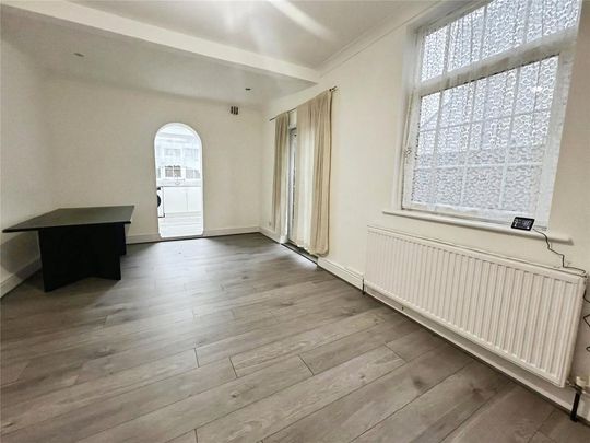 3 bedroom house to rent - Photo 1