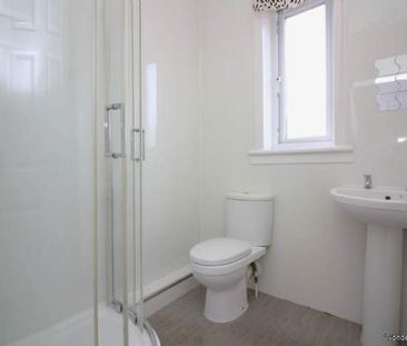 2 bedroom property to rent in Saltcoats - Photo 2