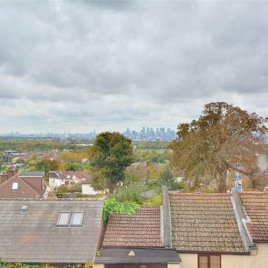 Riverview Heights, Eglinton Hill, Shooters Hill, London, SE18 - Photo 1