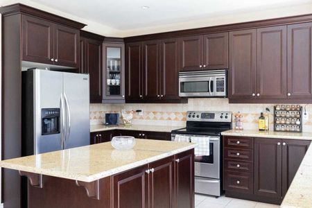 For Lease - 2168 Colonel William Parkway, Oakville, Ontario - Photo 4