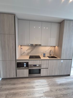 For Lease - 8 Interchange Way Unit# 617 C Tower, Vaughan, Ontario - Photo 1