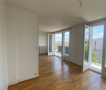 Location Appartement 3 pièces 75m² - Photo 1