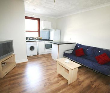 1 bedroom house to rent - Photo 2