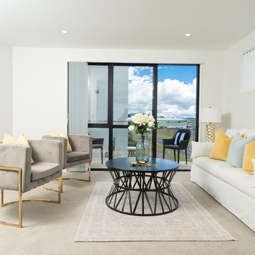 SILVERDALE, 3 bedrooms - Photo 1