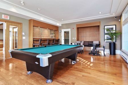 3 Bed Townhome with excellent amenities!!! - Photo 3