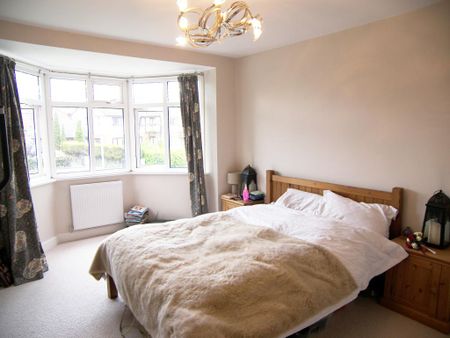 271, Lidgett Lane, Moortown, Leeds, LS17 6PD - Photo 3