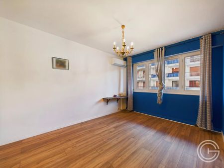 Location Appartement 2 pièces 48m² ST LAURENT DU VAR 06700 - Photo 3