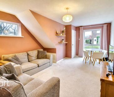 2 bedroom end of terrace house to rent - Photo 5