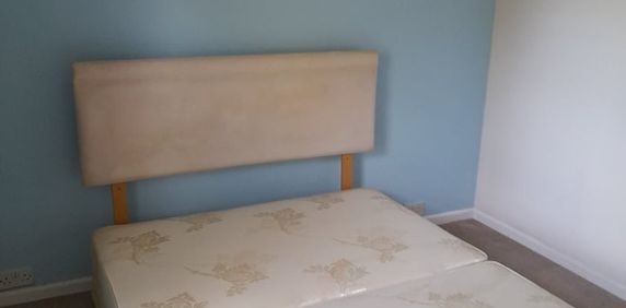 Room in a Shared Flat, Ashtree Road, SO18 - Photo 2