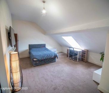 Room 8, 45 Micklegate - Photo 4