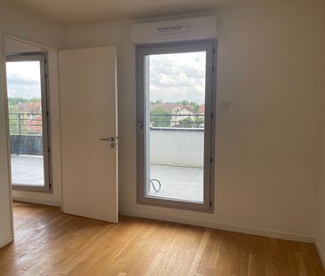 Location Appartement 4 pièces 82m² - Photo 6