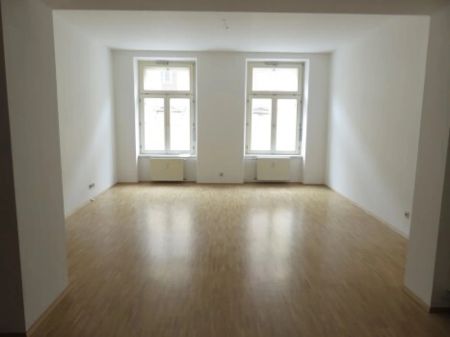 +++ TOP LAGE +++ Helle 2,5-Zimmer-Wohnung mit hervorragender Infrastruktur nahe Jakominiplatz - Photo 2