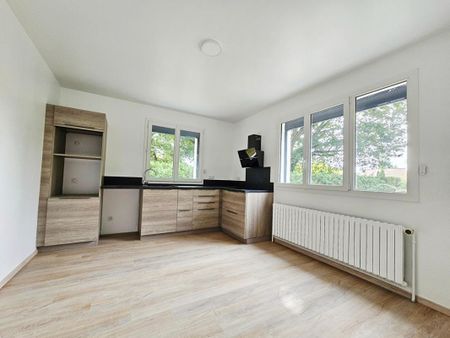 Location Maison individuelle 127,70 m² sur sous-sol au calme - Photo 2