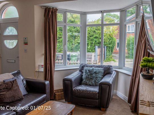 Abbotsford Road Room 1 - Photo 1