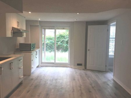 For Lease - 71 Dewpoint Road Unit# Lower, Vaughan, Ontario - Photo 5