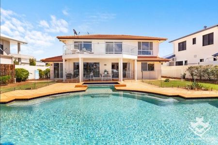 Stunning Canal-Front Home with Pontoon â Convenience Meets Lifestyle - Photo 3