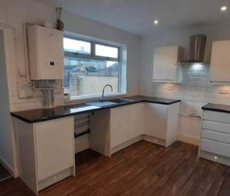 2 bedroom property to rent in Grimsby - Photo 6