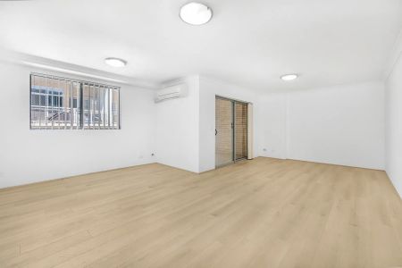 Renovated Two Storey Apartment - Photo 3