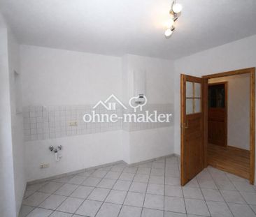 Große Familienwohnung mit 4 Zimmern und Balkon - Foto 1