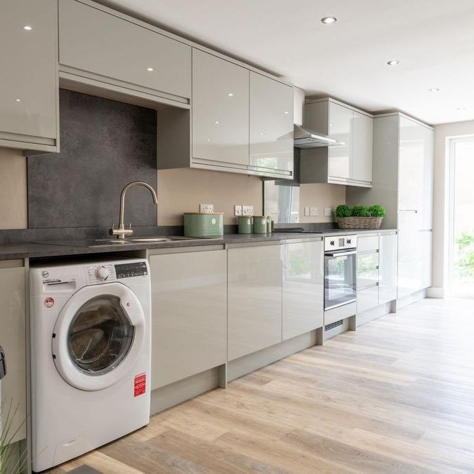 5 bedroom house to rent - Photo 1